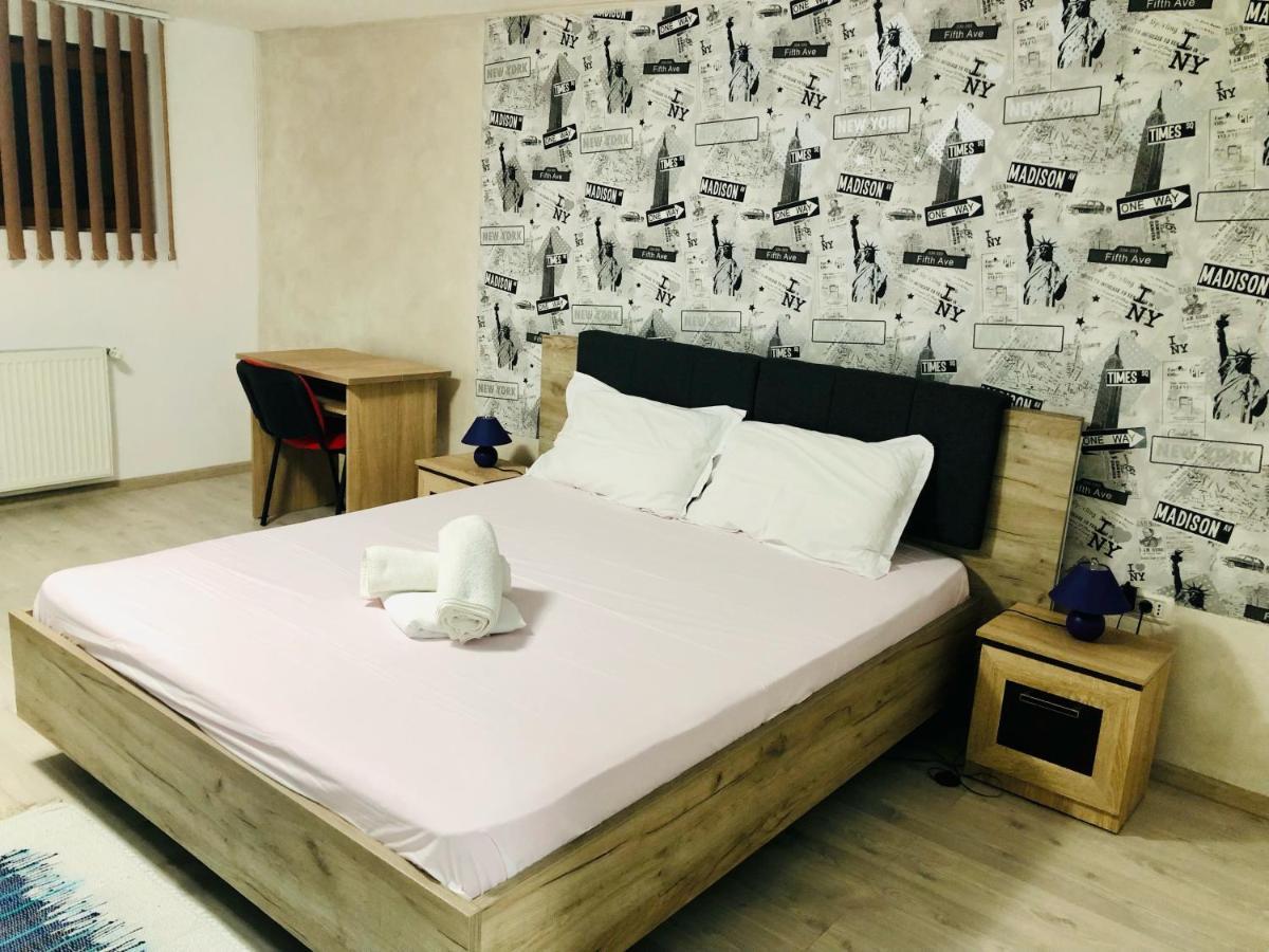 Central Park - Big Apartment - 3 Rooms - Free Parking T5 Тимишоара Экстерьер фото