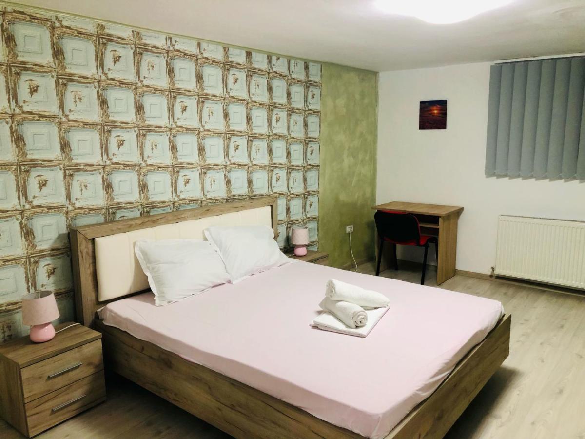 Central Park - Big Apartment - 3 Rooms - Free Parking T5 Тимишоара Экстерьер фото